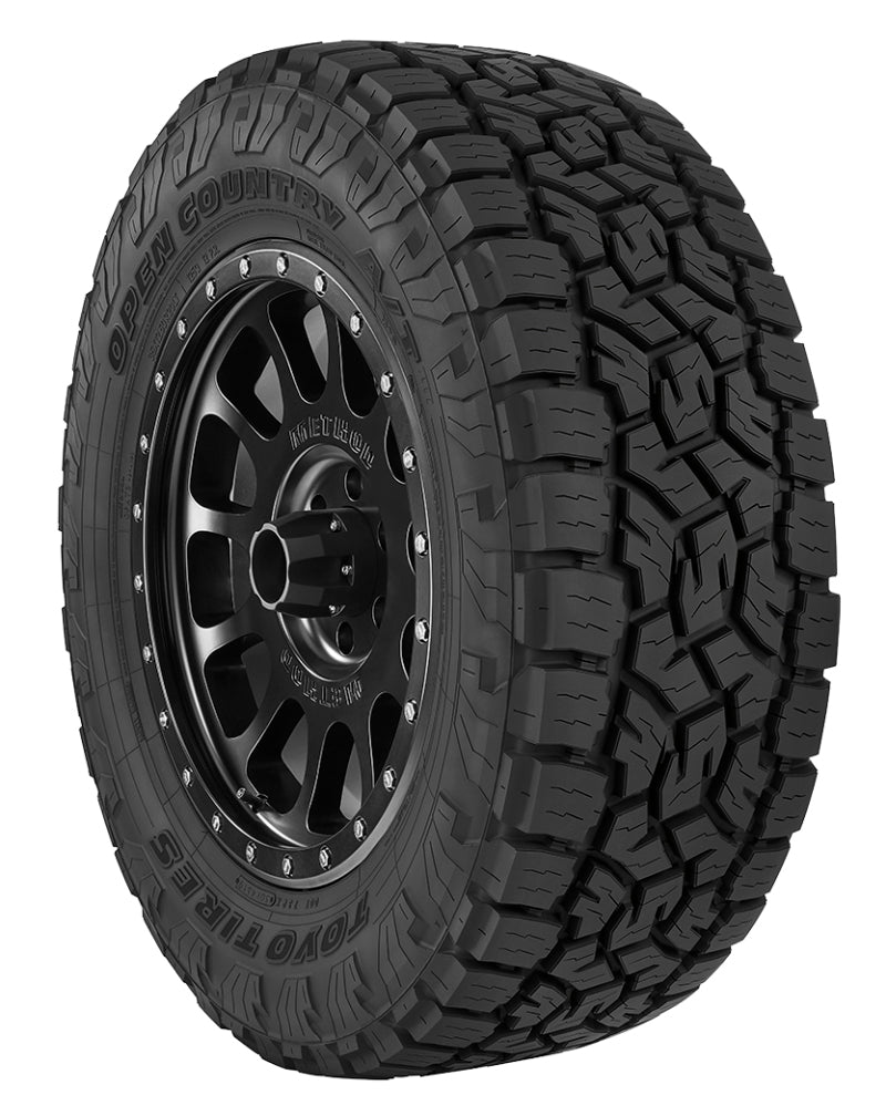Toyo Open Country A/T III 285/70R17 tire
