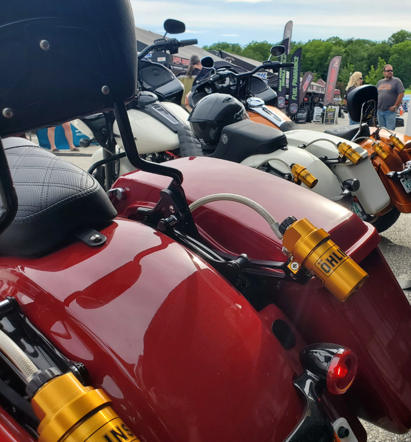 2017-2023 Harley-Davidson Touring Öhlins Complete Front and Rear Suspension Kit (NIX 22 Cartridges + STX Pro Reservoir Shocks)