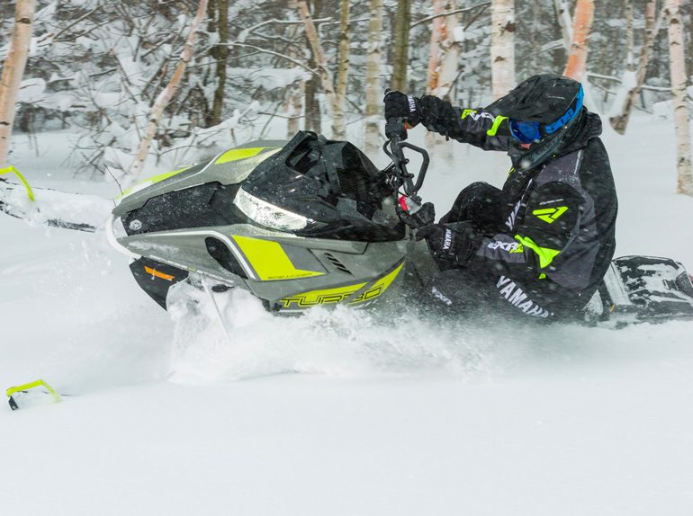 15" X 146" - 1.75" Camso Hurricane 175 Cross-Country Track  [9403C]